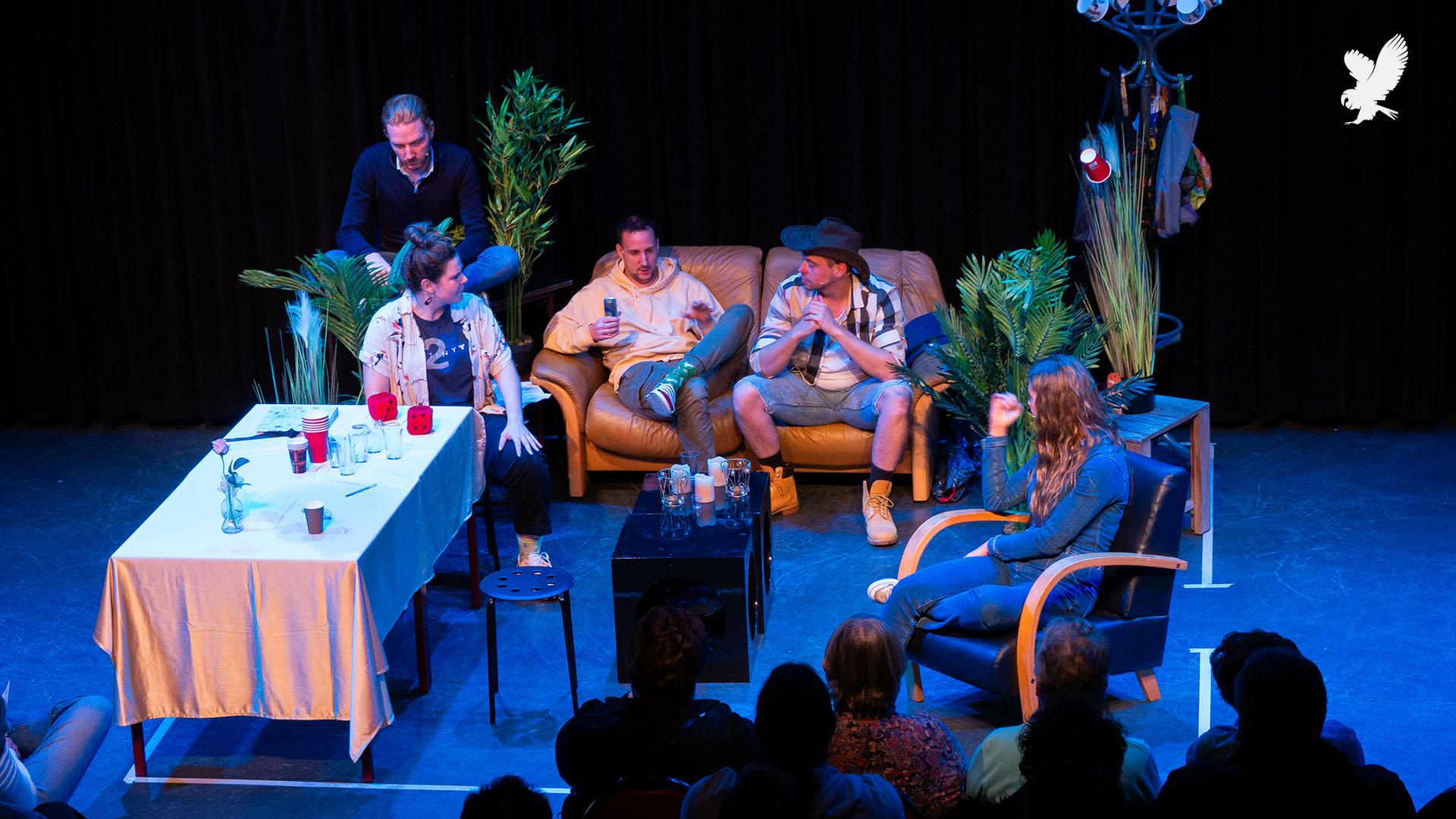 Secrets of the NIght - Improvisatietheater - Uden - Secrets Beyond The Sunset - Een Studentenhuis zonder studenten-001